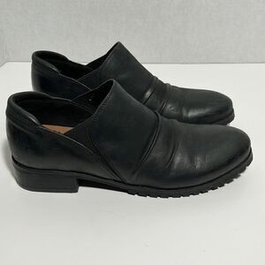 SoftWalk Black Leather Mara Bootie Slip-On Casual Shoe Size 8 Narrow